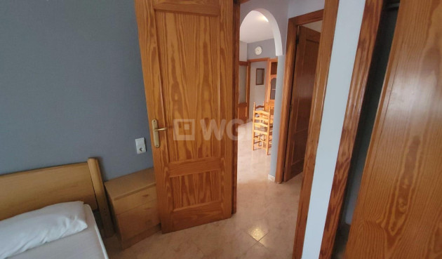 Odsprzedaż - Mieszkanie w bloku - Torrevieja - Playa del Cura