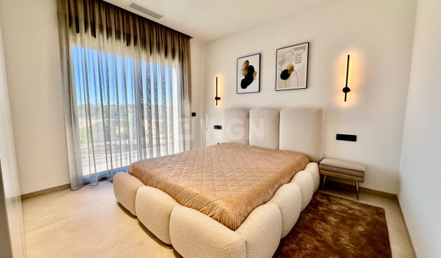 Odsprzedaż - Villa - Orihuela - Las Colinas Golf