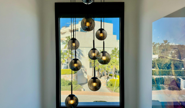 Odsprzedaż - Villa - Orihuela - Las Colinas Golf