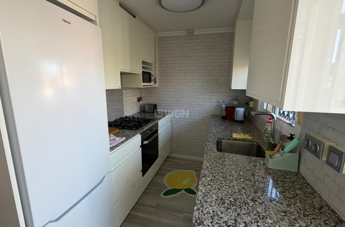 Odsprzedaż - Kamienica - Orihuela Costa - Costa Blanca