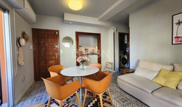 Odsprzedaż - Mieszkanie w bloku - La Mata - Costa Blanca