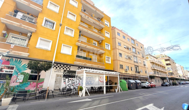 Odsprzedaż - Mieszkanie w bloku - Torrevieja - Costa Blanca