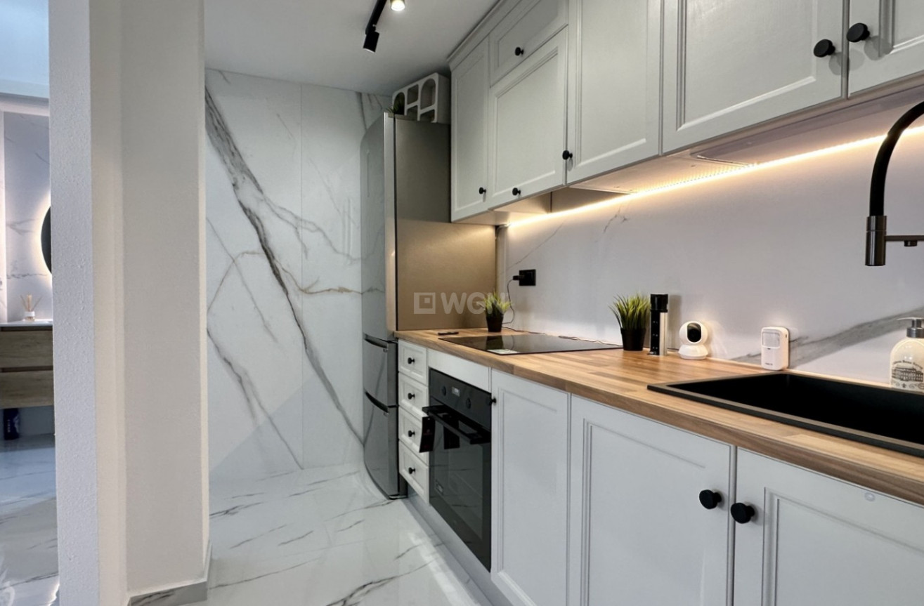 Odsprzedaż - Mieszkanie w bloku - Orihuela Costa - Costa Blanca