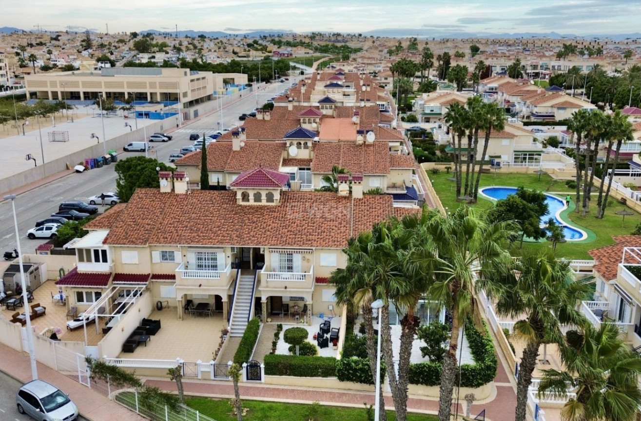 Odsprzedaż - Mieszkanie w bloku - Orihuela Costa - Costa Blanca