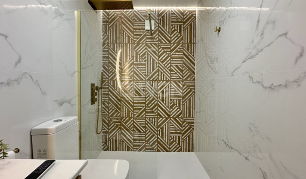 Odsprzedaż - Mieszkanie w bloku - Orihuela Costa - Costa Blanca