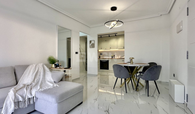 Odsprzedaż - Mieszkanie w bloku - Orihuela Costa - Costa Blanca