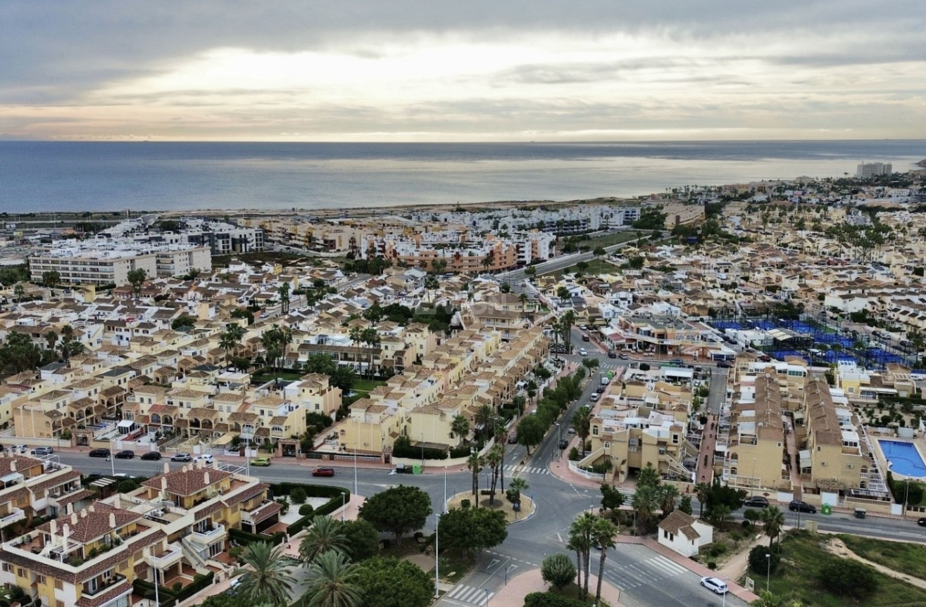 Odsprzedaż - Mieszkanie w bloku - Orihuela Costa - Costa Blanca