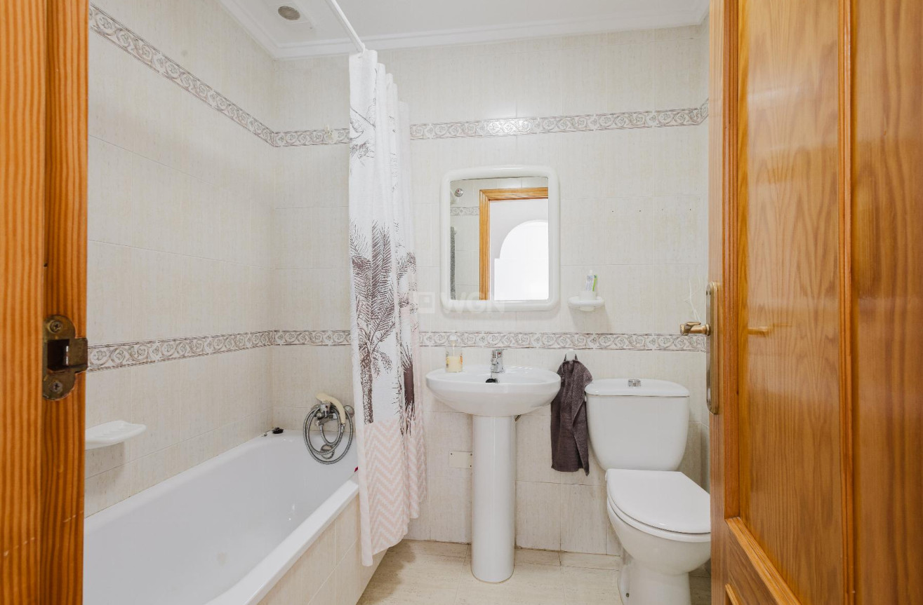 Odsprzedaż - Bungalow - Torrevieja - Costa Blanca