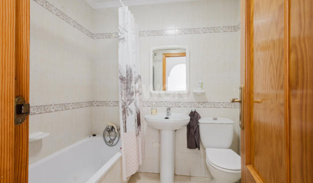 Odsprzedaż - Bungalow - Torrevieja - Costa Blanca