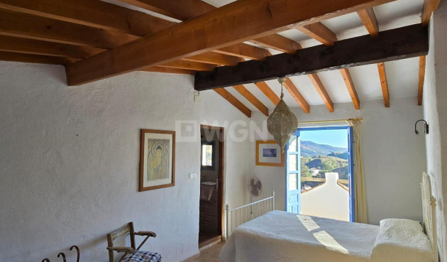 Odsprzedaż - Kamienica - Vinuela - Inland