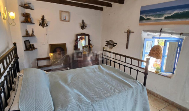 Odsprzedaż - Kamienica - Vinuela - Inland