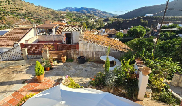 Odsprzedaż - Kamienica - Vinuela - Inland