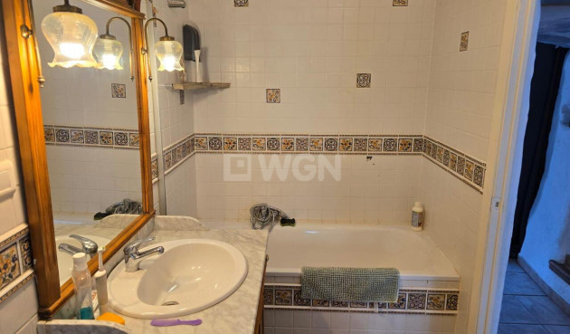 Odsprzedaż - Kamienica - Vinuela - Inland