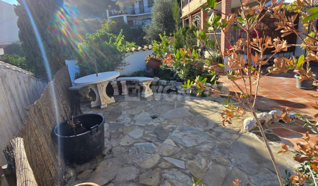 Odsprzedaż - Kamienica - Vinuela - Inland