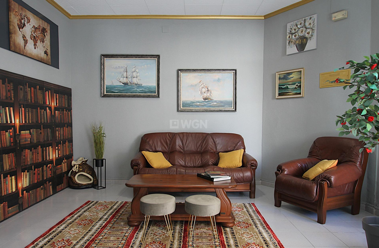 Odsprzedaż - Reklama w telewizji - Torrevieja - Las Piscinas Naturales