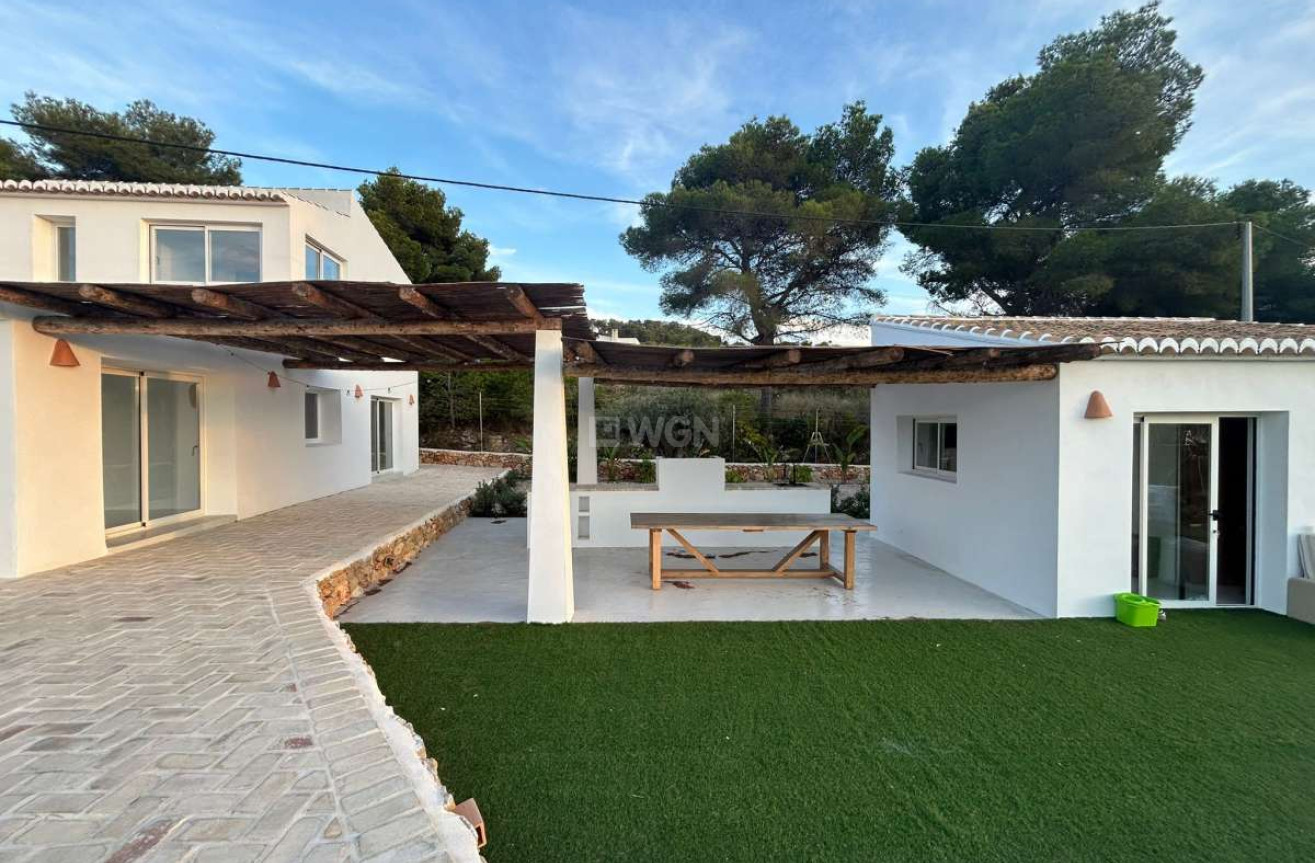 Odsprzedaż - Villa - Jávea - Costa Blanca