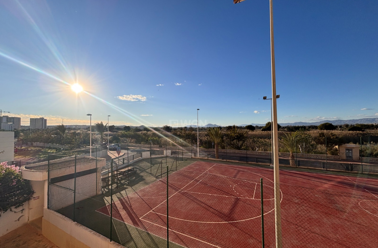 Odsprzedaż - Mieszkanie w bloku - Guardamar del Segura - Costa Blanca