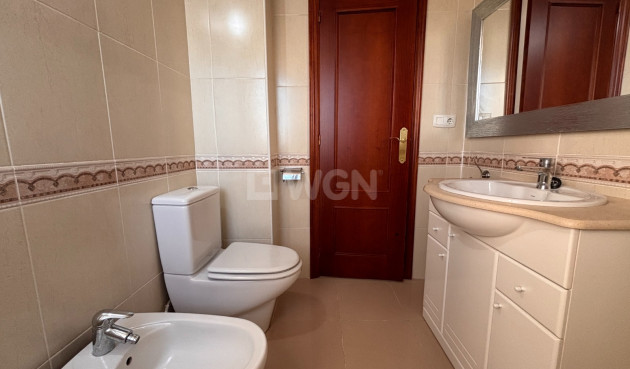 Odsprzedaż - Mieszkanie w bloku - Guardamar del Segura - Costa Blanca