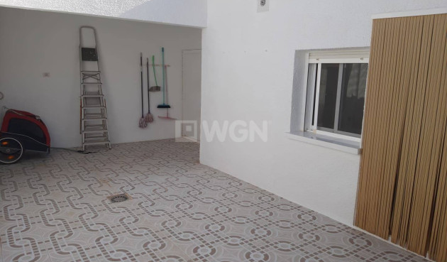 Odsprzedaż - Kamienica - Santiago de la ribera - Centro