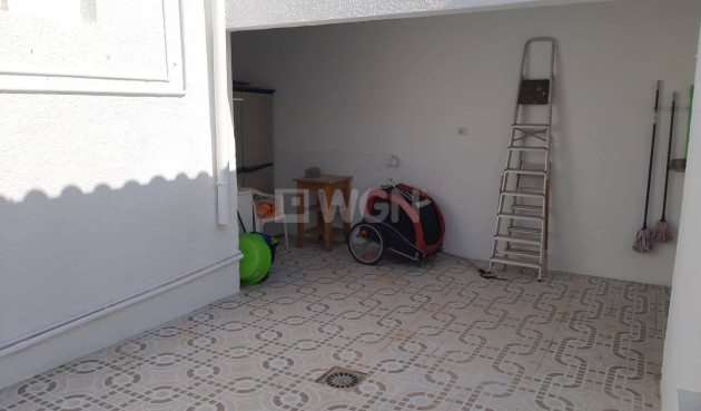 Odsprzedaż - Kamienica - Santiago de la ribera - Centro