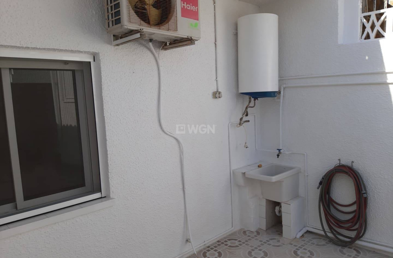 Odsprzedaż - Kamienica - Santiago de la ribera - Centro