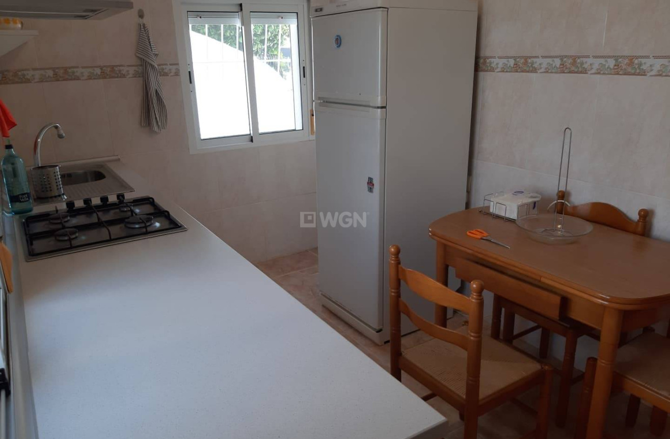 Odsprzedaż - Kamienica - Santiago de la ribera - Centro