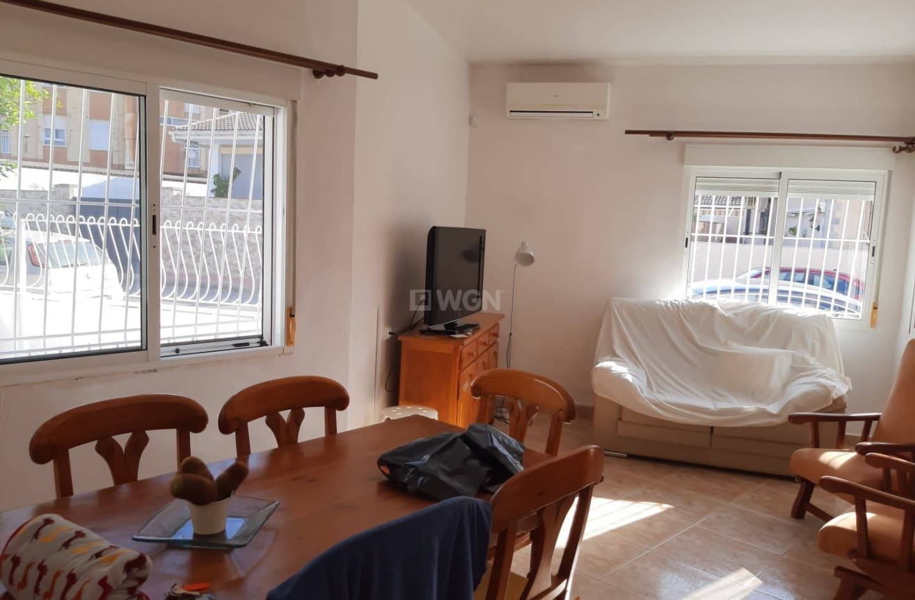 Odsprzedaż - Kamienica - Santiago de la ribera - Centro