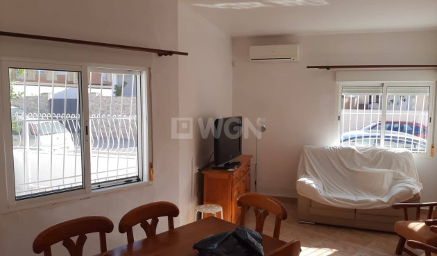 Odsprzedaż - Kamienica - Santiago de la ribera - Centro