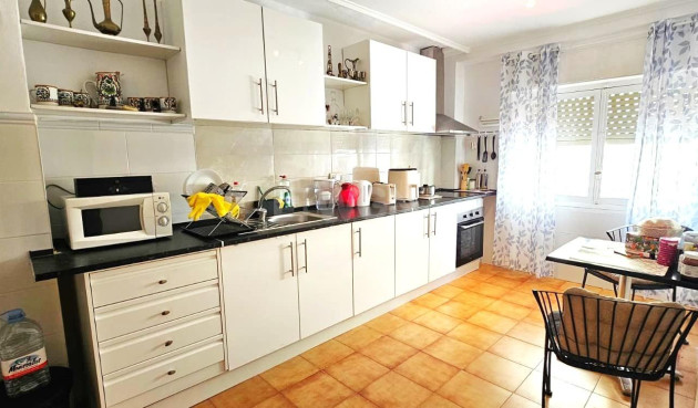 Odsprzedaż - Mieszkanie w bloku - Bigastro - Comunidad Valenciana