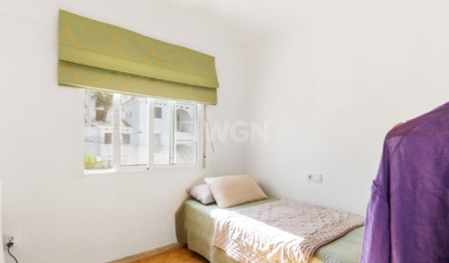 Odsprzedaż - Kamienica - Torrevieja - Costa Blanca