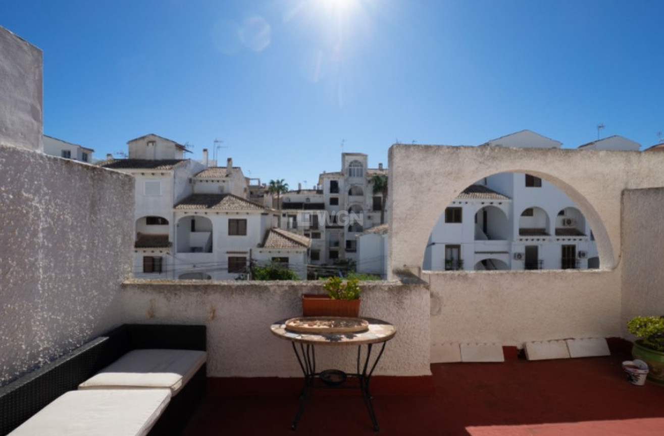 Odsprzedaż - Kamienica - Torrevieja - Costa Blanca