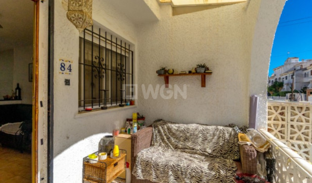 Odsprzedaż - Kamienica - Torrevieja - Costa Blanca