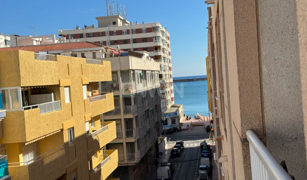 Odsprzedaż - Mieszkanie w bloku - Torrevieja - Costa Blanca