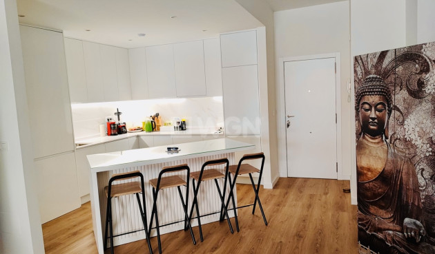 Odsprzedaż - Mieszkanie w bloku - Torrevieja - Costa Blanca