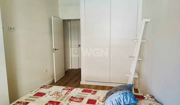 Odsprzedaż - Mieszkanie w bloku - Torrevieja - Costa Blanca