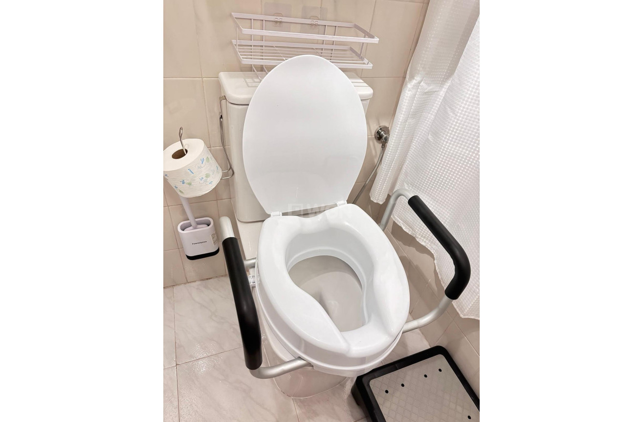 Odsprzedaż - Mieszkanie w bloku - Torrevieja - Centro