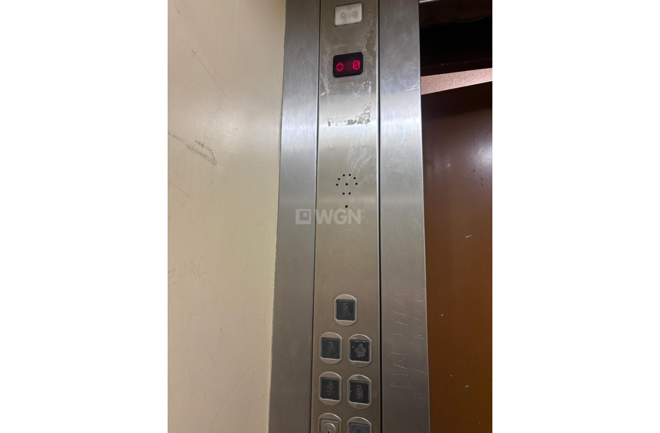 Odsprzedaż - Mieszkanie w bloku - Torrevieja - Centro