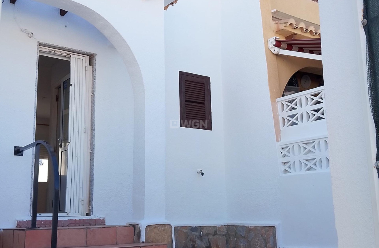 Odsprzedaż - Kamienica - Torrevieja - Los Balcones