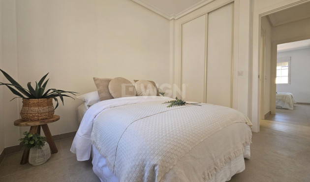 Odsprzedaż - Mieszkanie w bloku - Orihuela Costa - Lomas de Cabo Roig