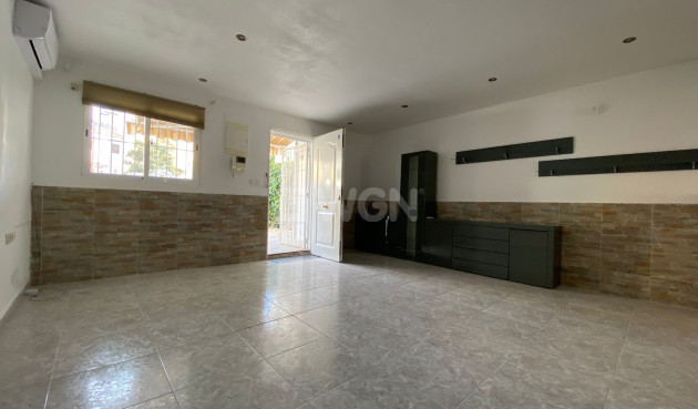 Odsprzedaż - Kamienica - Los Balcones - Costa Blanca