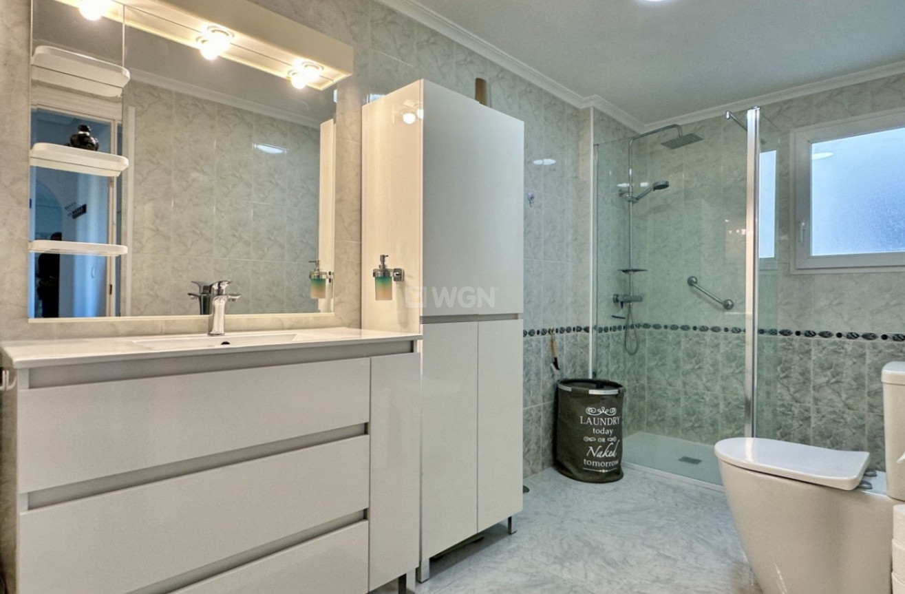 Odsprzedaż - Mieszkanie w bloku - Orihuela Costa - Costa Blanca