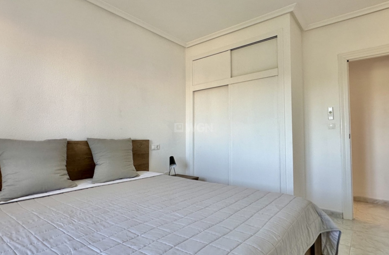 Odsprzedaż - Mieszkanie w bloku - Orihuela Costa - Costa Blanca