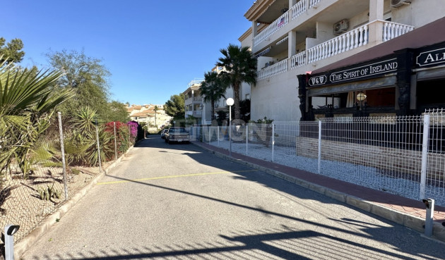 Odsprzedaż - Mieszkanie w bloku - Orihuela Costa - Costa Blanca