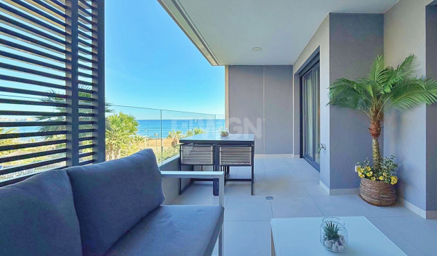 Odsprzedaż - Mieszkanie w bloku - Torrevieja - Costa Blanca