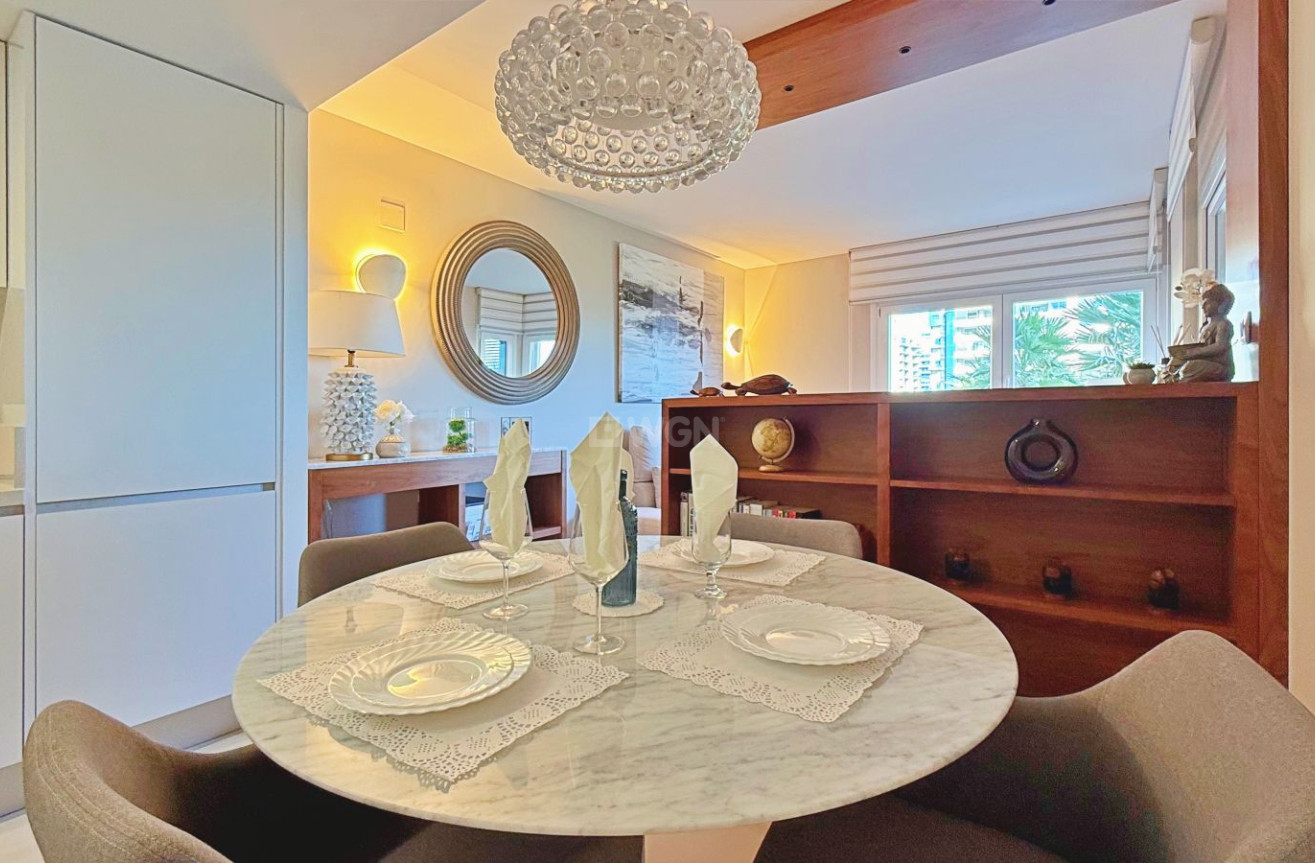 Odsprzedaż - Mieszkanie w bloku - Torrevieja - Costa Blanca