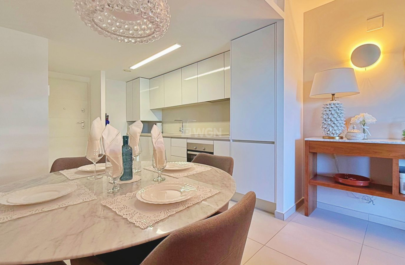 Odsprzedaż - Mieszkanie w bloku - Torrevieja - Costa Blanca