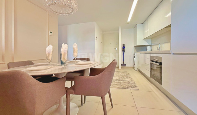 Odsprzedaż - Mieszkanie w bloku - Torrevieja - Costa Blanca