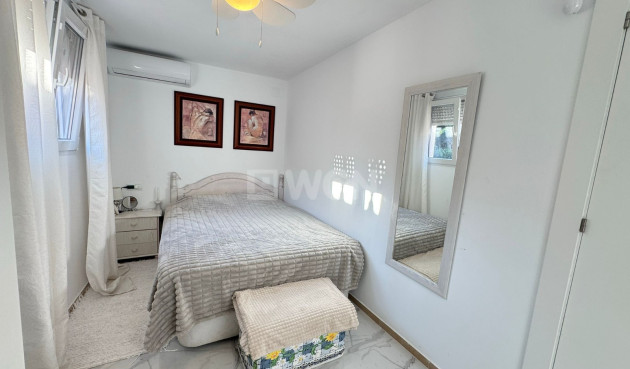 Odsprzedaż - Kamienica - Torrevieja - Costa Blanca