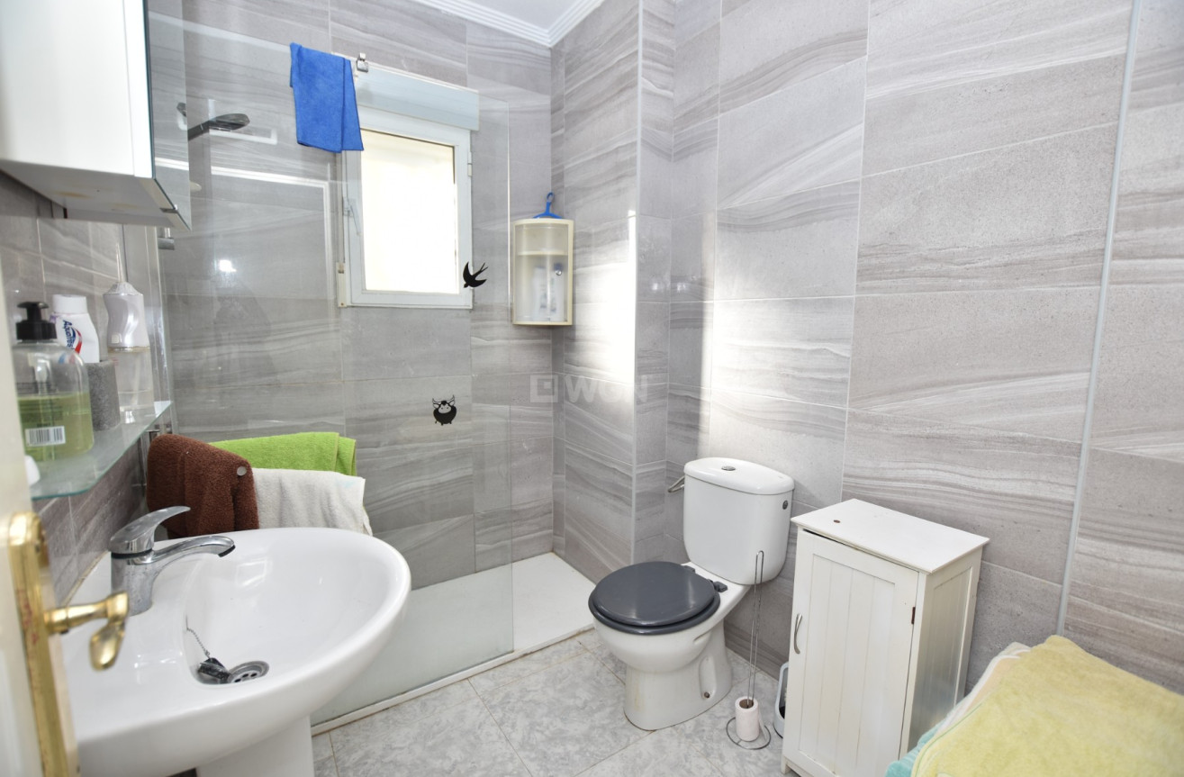 Odsprzedaż - Kamienica - Algorfa - Inland