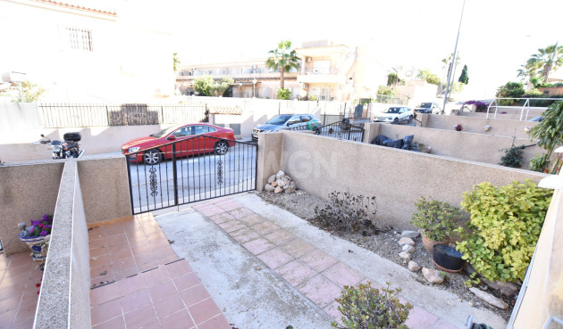 Odsprzedaż - Kamienica - Algorfa - Inland